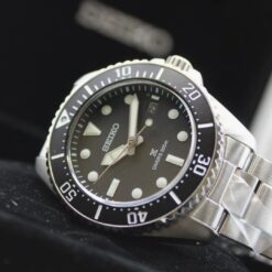 Alternative view of Seiko Prospex 200m Diver Solar SNE597