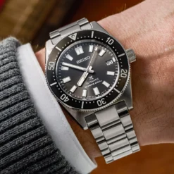 Alternative view of SEIKO PROSPEX 1965 Modern Re Interpretation Mens Watch SPB143J1