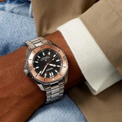 Alternative view of SEIKO Prospex Diver Sea Brown Dial | SPB485