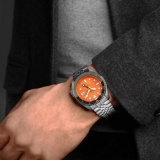 SEIKO 5 Sports GMT Automatic Orange Dial Men's Watch SSK005K1 - Image 2